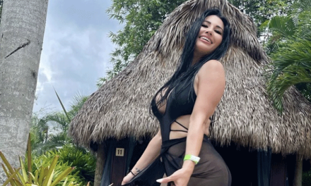 Heydy González deslumbra en playa de Miami con elegante atuendo